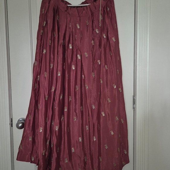 Brand new lehnga - Picture 3 of 3